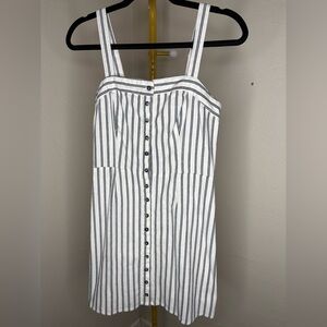 NWOT Chic Black and White Striped Dress
